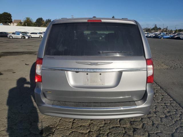 Photo 5 VIN: 2C4RC1BG1GR229172 - CHRYSLER TOWN & COU 