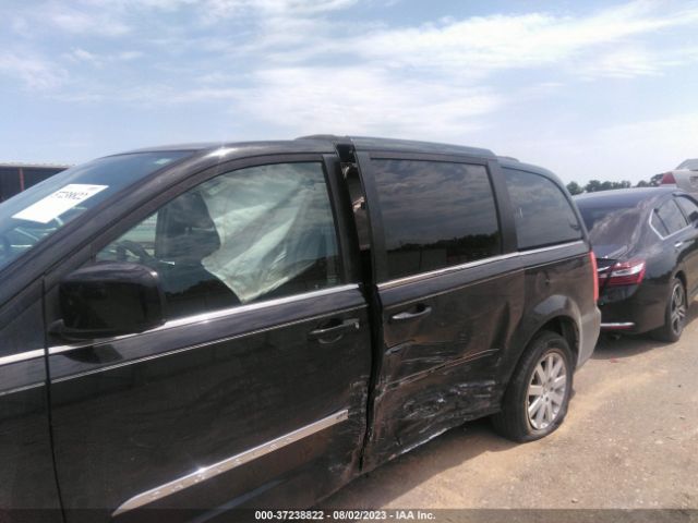 Photo 5 VIN: 2C4RC1BG1GR229611 - CHRYSLER TOWN & COUNTRY 