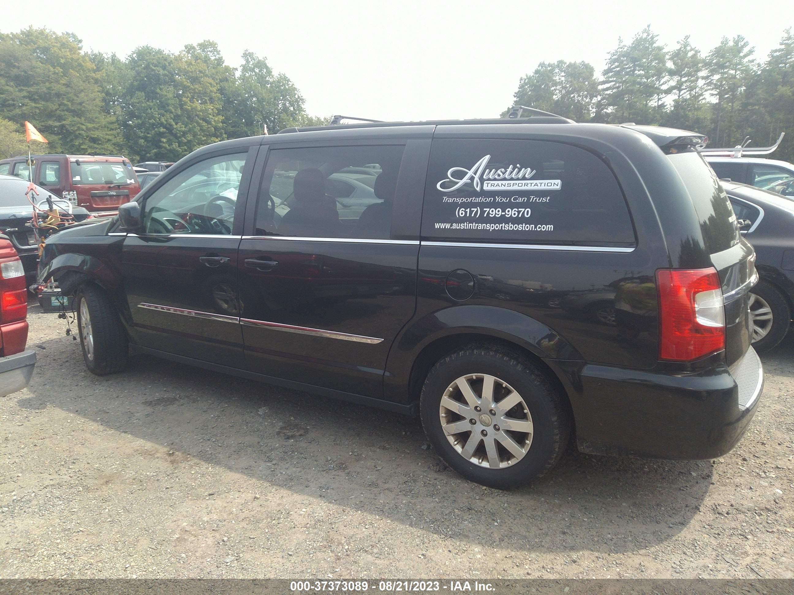 Photo 13 VIN: 2C4RC1BG1GR289615 - CHRYSLER TOWN & COUNTRY 