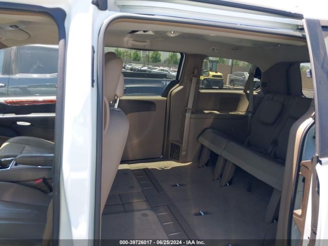 Photo 7 VIN: 2C4RC1BG1GR290702 - CHRYSLER TOWN AND COUNTRY 