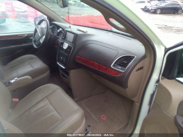 Photo 4 VIN: 2C4RC1BG1GR294023 - CHRYSLER TOWN & COUNTRY 