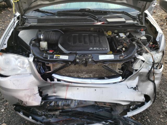 Photo 6 VIN: 2C4RC1BG1GR297942 - CHRYSLER TOWN &AMP COU 