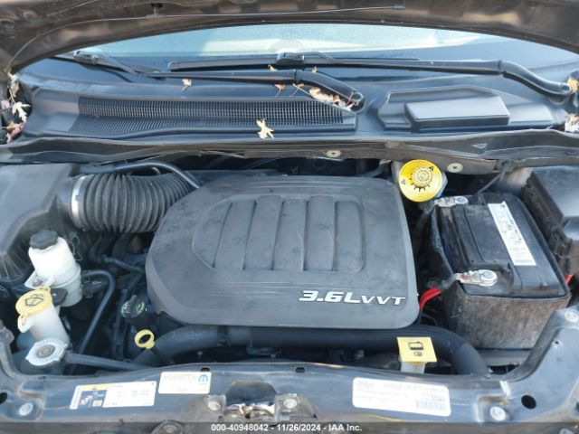 Photo 9 VIN: 2C4RC1BG1GR304310 - CHRYSLER TOWN AND COUNTRY 