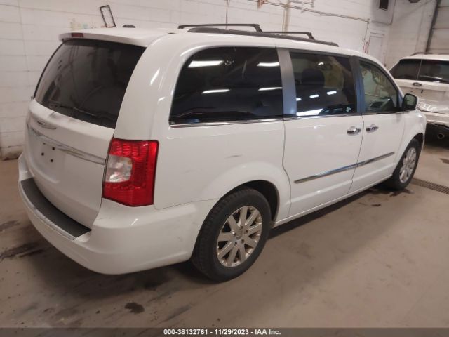 Photo 3 VIN: 2C4RC1BG1GR304579 - CHRYSLER TOWN & COUNTRY 