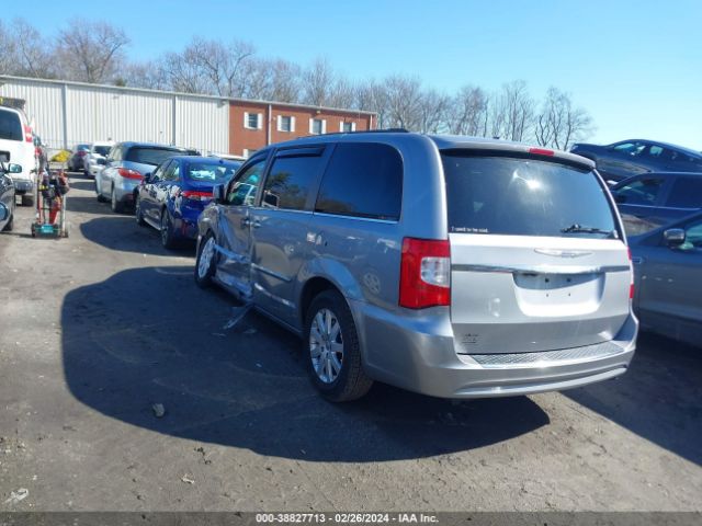 Photo 2 VIN: 2C4RC1BG1GR305795 - CHRYSLER TOWN & COUNTRY 