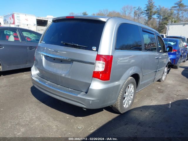 Photo 3 VIN: 2C4RC1BG1GR305795 - CHRYSLER TOWN & COUNTRY 