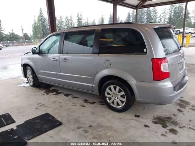 Photo 2 VIN: 2C4RC1BG1GR307983 - CHRYSLER TOWN AND COUNTRY 