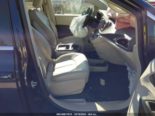 Photo 4 VIN: 2C4RC1BG1HR516254 - CHRYSLER PACIFICA 