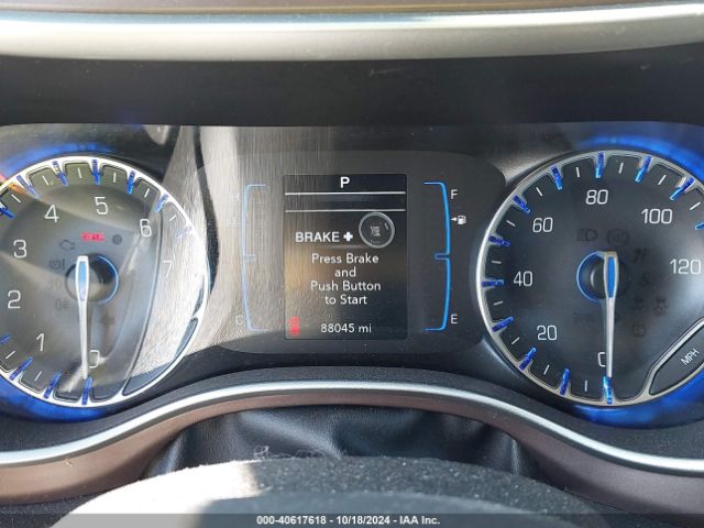 Photo 6 VIN: 2C4RC1BG1HR516254 - CHRYSLER PACIFICA 