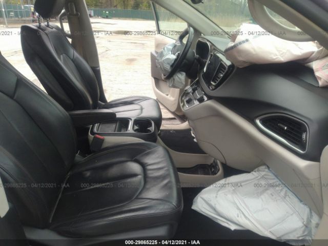 Photo 4 VIN: 2C4RC1BG1HR535483 - CHRYSLER PACIFICA 