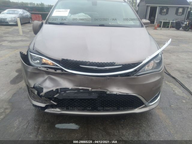 Photo 5 VIN: 2C4RC1BG1HR535483 - CHRYSLER PACIFICA 