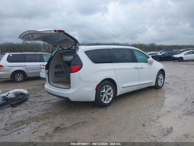 Photo 3 VIN: 2C4RC1BG1HR541770 - CHRYSLER PACIFICA 