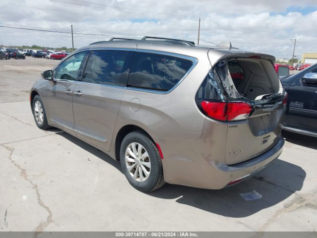 Photo 2 VIN: 2C4RC1BG1HR610733 - CHRYSLER PACIFICA 