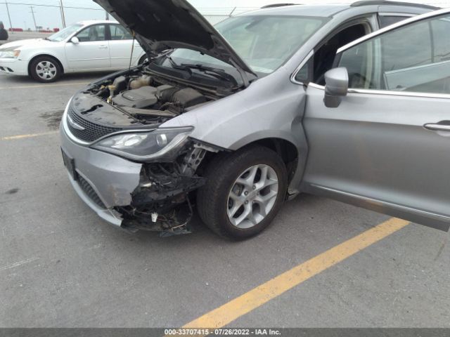 Photo 5 VIN: 2C4RC1BG1HR809930 - CHRYSLER PACIFICA 