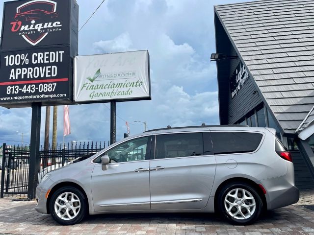 Photo 6 VIN: 2C4RC1BG1HR822967 - CHRYSLER PACIFICA 