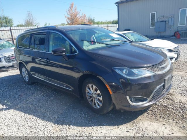 Photo 0 VIN: 2C4RC1BG1JR112294 - CHRYSLER PACIFICA 