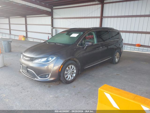 Photo 1 VIN: 2C4RC1BG1JR154092 - CHRYSLER PACIFICA 