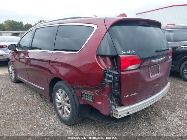 Photo 2 VIN: 2C4RC1BG1JR154982 - CHRYSLER PACIFICA 