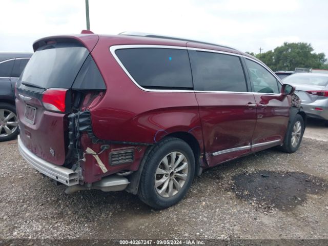 Photo 5 VIN: 2C4RC1BG1JR154982 - CHRYSLER PACIFICA 