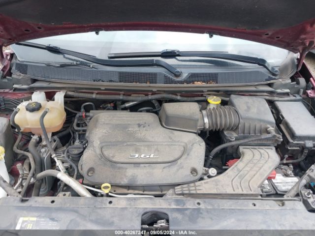 Photo 9 VIN: 2C4RC1BG1JR154982 - CHRYSLER PACIFICA 