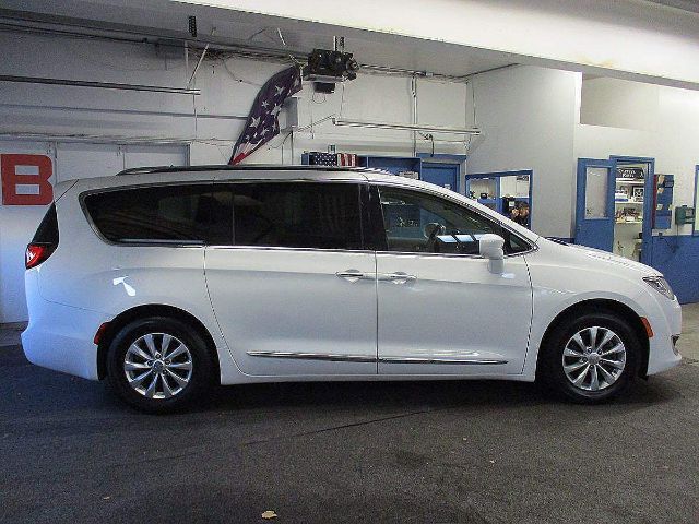 Photo 7 VIN: 2C4RC1BG1JR214369 - CHRYSLER PACIFICA 