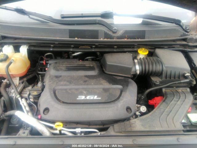 Photo 9 VIN: 2C4RC1BG1KR526242 - CHRYSLER PACIFICA 