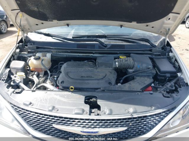 Photo 9 VIN: 2C4RC1BG1KR627765 - CHRYSLER PACIFICA 