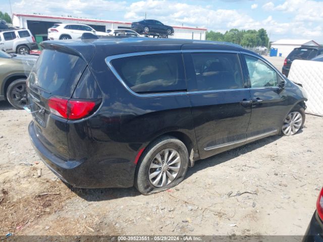 Photo 3 VIN: 2C4RC1BG1KR666615 - CHRYSLER PACIFICA 