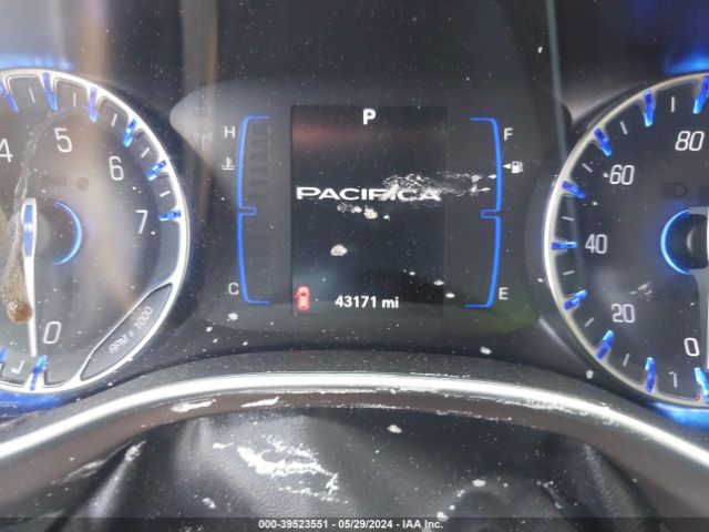 Photo 6 VIN: 2C4RC1BG1KR666615 - CHRYSLER PACIFICA 