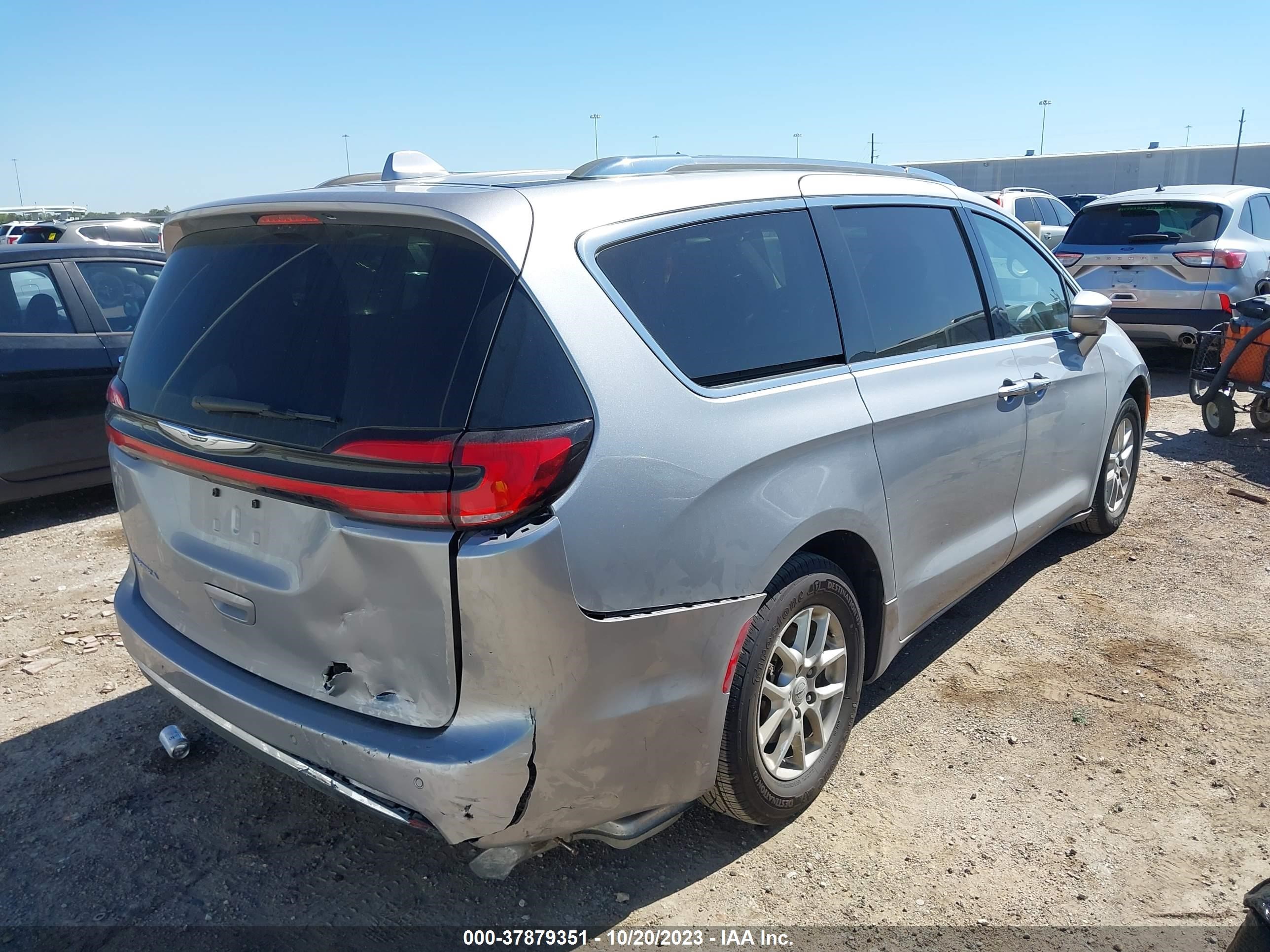 Photo 3 VIN: 2C4RC1BG1MR532318 - CHRYSLER PACIFICA 