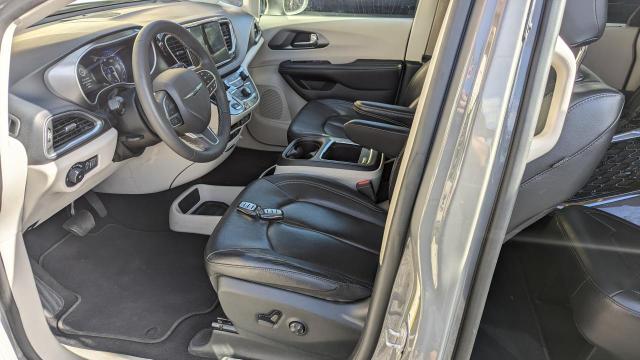 Photo 7 VIN: 2C4RC1BG1NR165860 - CHRYSLER PACIFICA 