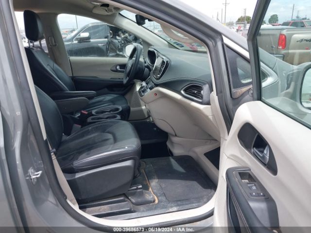 Photo 4 VIN: 2C4RC1BG1NR173327 - CHRYSLER PACIFICA 