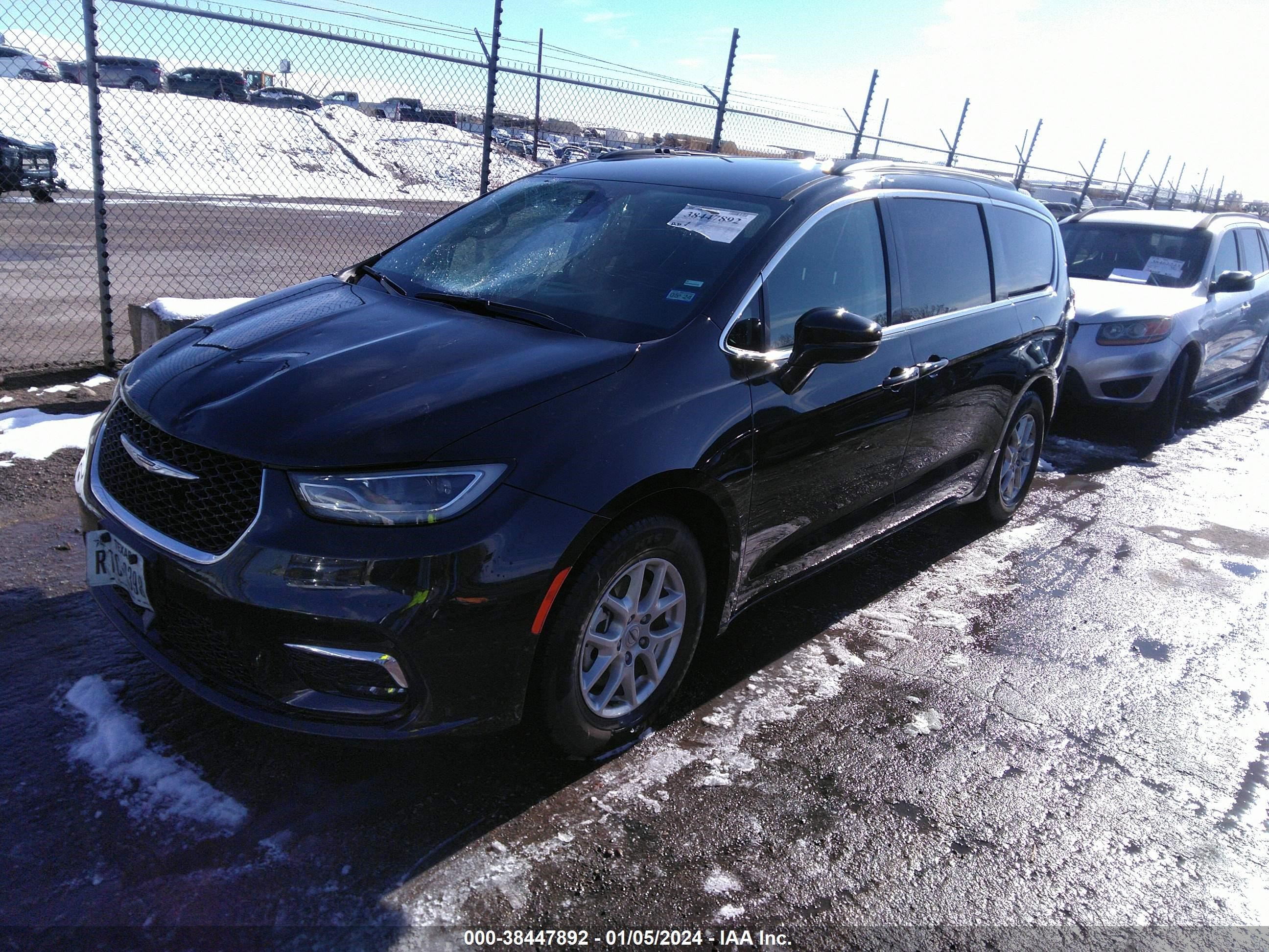 Photo 1 VIN: 2C4RC1BG1NR178138 - CHRYSLER PACIFICA 