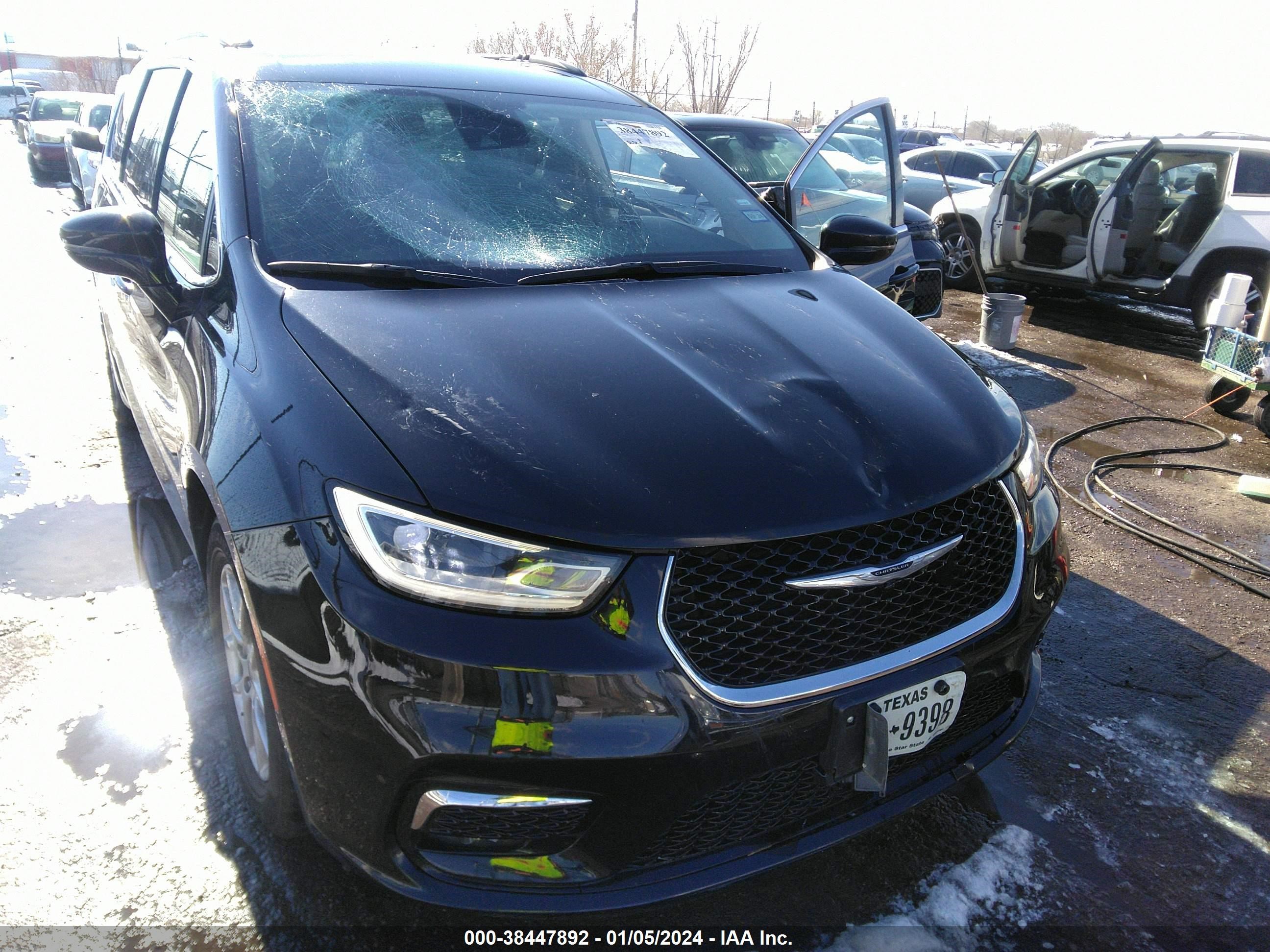 Photo 5 VIN: 2C4RC1BG1NR178138 - CHRYSLER PACIFICA 