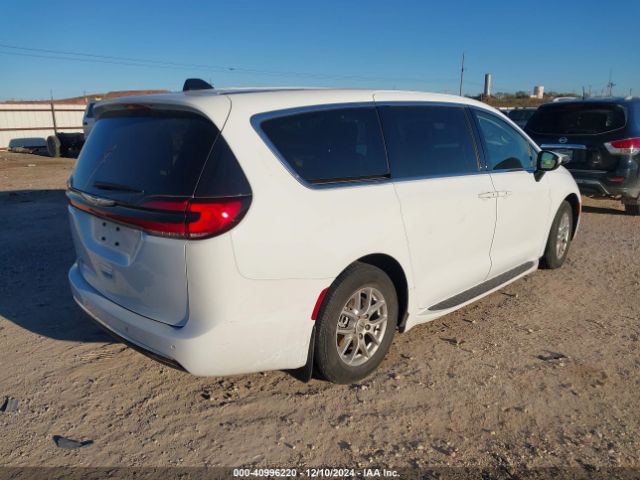 Photo 3 VIN: 2C4RC1BG1PR531657 - CHRYSLER PACIFICA 