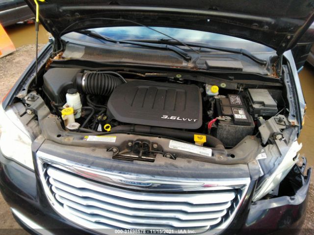 Photo 9 VIN: 2C4RC1BG2CR126899 - CHRYSLER TOWN & COUNTRY 