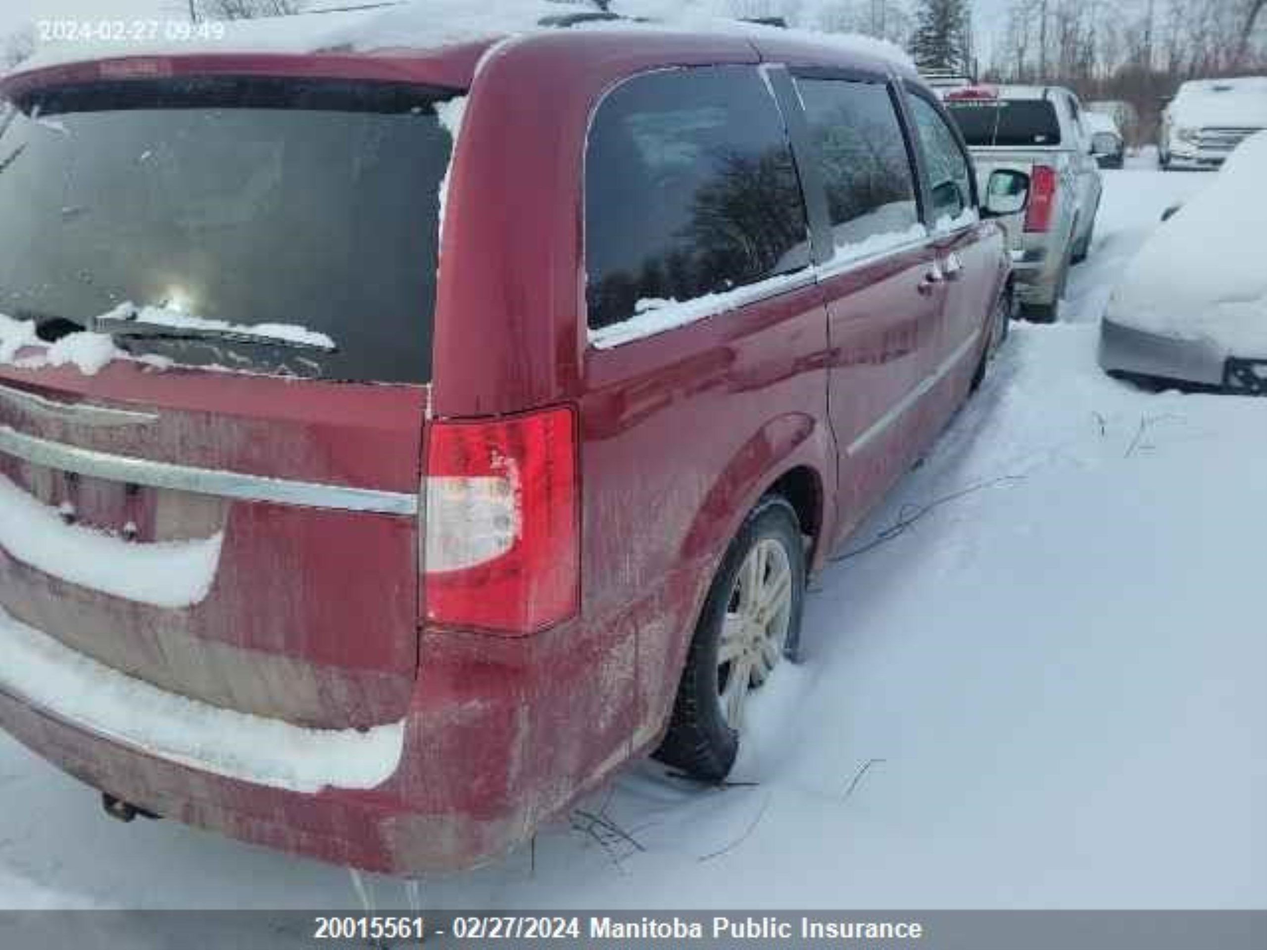 Photo 3 VIN: 2C4RC1BG2CR336810 - CHRYSLER TOWN & COUNTRY 