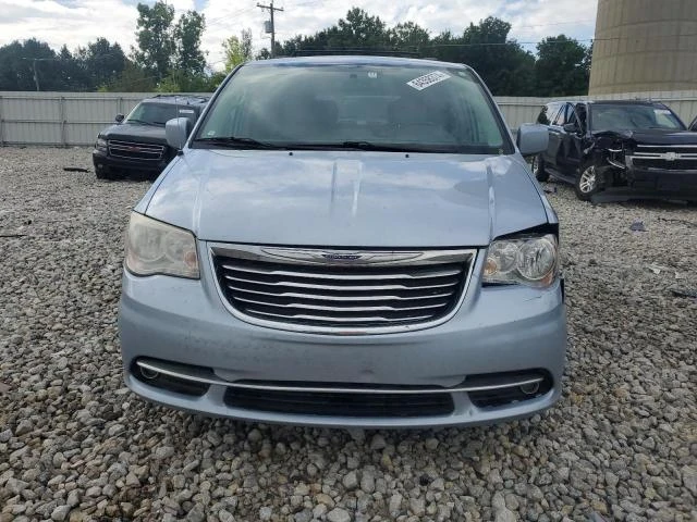 Photo 4 VIN: 2C4RC1BG2CR415653 - CHRYSLER TOWN & COU 