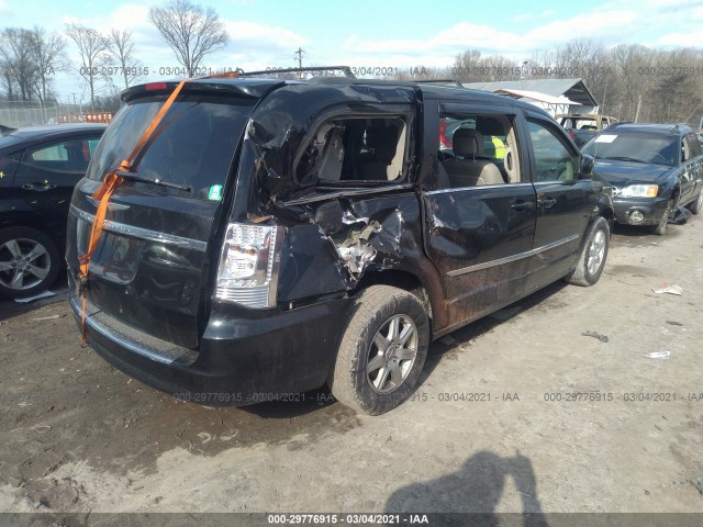 Photo 3 VIN: 2C4RC1BG2DR526799 - CHRYSLER TOWN & COUNTRY 