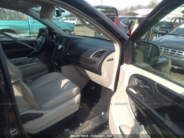 Photo 4 VIN: 2C4RC1BG2DR526799 - CHRYSLER TOWN & COUNTRY 