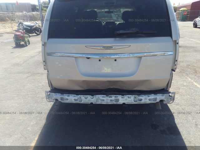 Photo 5 VIN: 2C4RC1BG2DR541108 - CHRYSLER TOWN & COUNTRY 