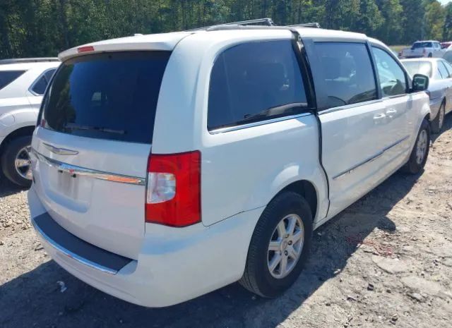 Photo 3 VIN: 2C4RC1BG2DR555901 - CHRYSLER TOWN & COUNTRY 