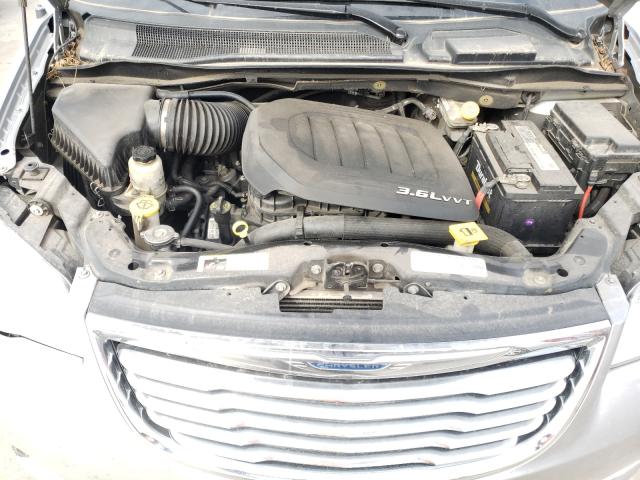 Photo 6 VIN: 2C4RC1BG2DR630788 - CHRYSLER TOWN & COU 