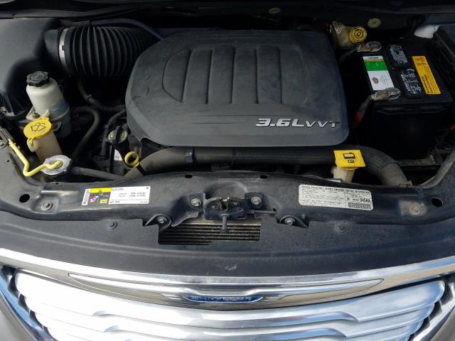 Photo 6 VIN: 2C4RC1BG2DR658803 - CHRYSLER TOWN & COU 