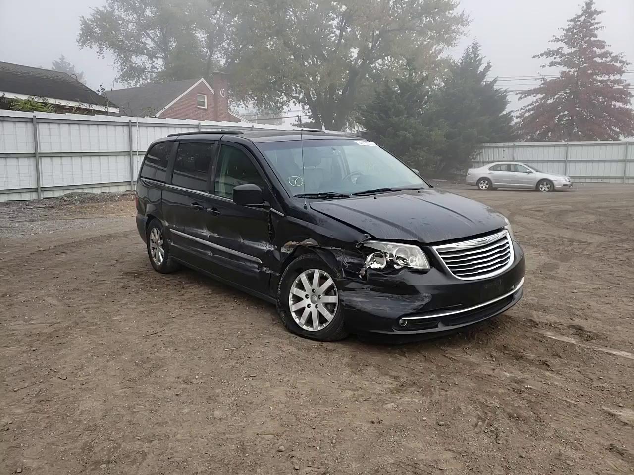 Photo 10 VIN: 2C4RC1BG2DR808019 - CHRYSLER TOWN & COU 