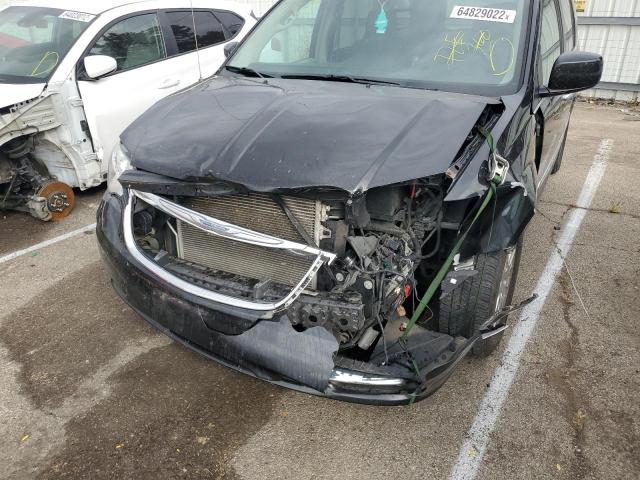 Photo 8 VIN: 2C4RC1BG2ER421410 - CHRYSLER TOWN & COU 