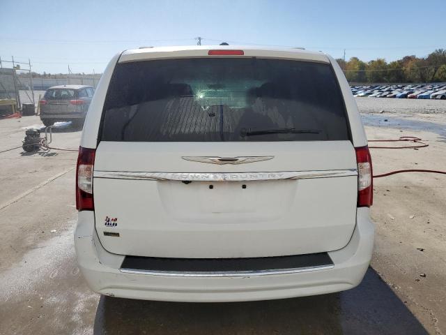 Photo 5 VIN: 2C4RC1BG2ER445982 - CHRYSLER TOWN & COU 