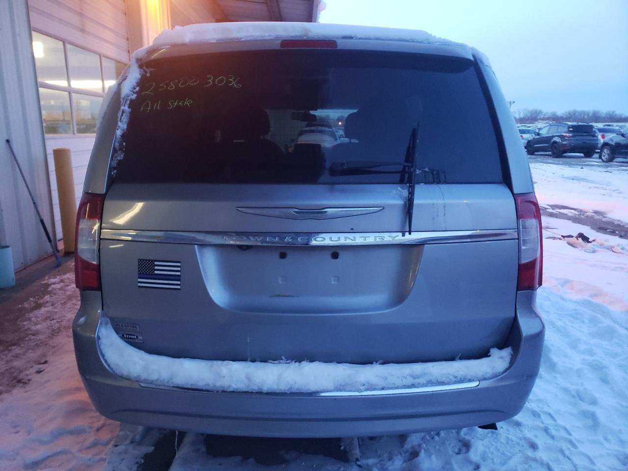 Photo 5 VIN: 2C4RC1BG2FR534212 - CHRYSLER TOWN & COUNTRY 