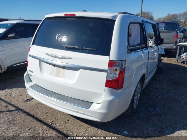 Photo 3 VIN: 2C4RC1BG2FR673319 - CHRYSLER TOWN AND COUNTRY 