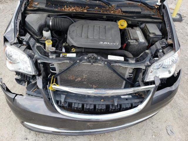 Photo 6 VIN: 2C4RC1BG2FR673501 - CHRYSLER TOWN & COU 